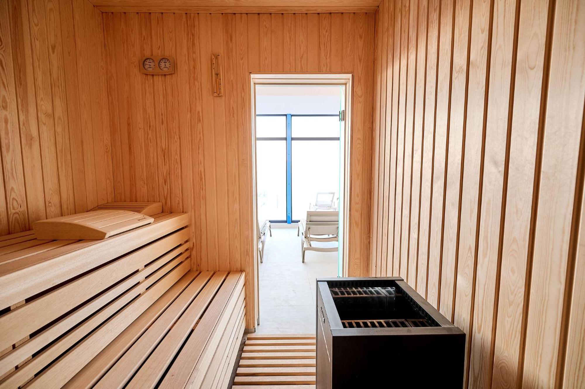 Seaside Serenity In Infinity - Parking * Mamaia